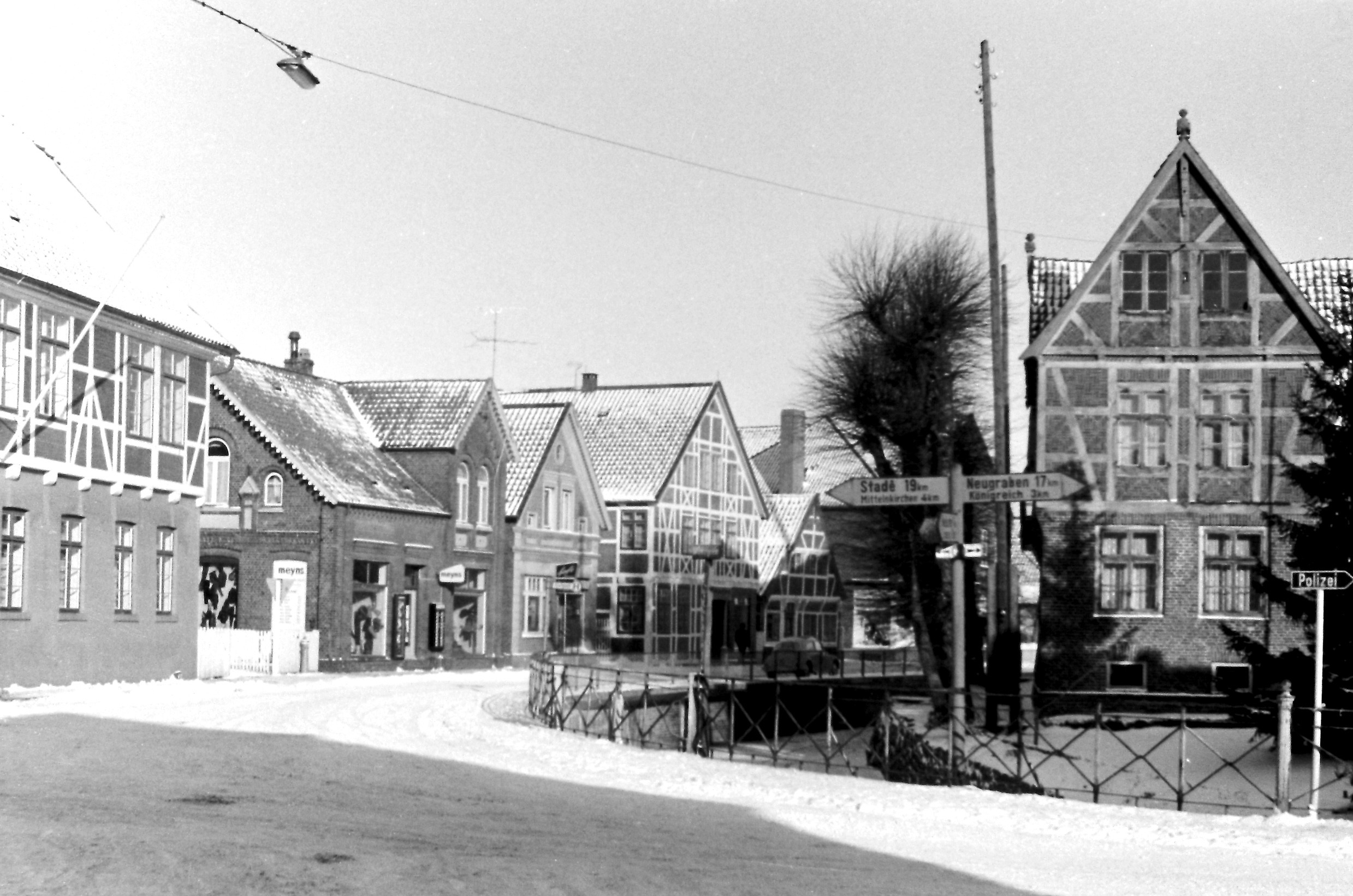 Häuserreihe an der Straße „Am Gräfengericht“